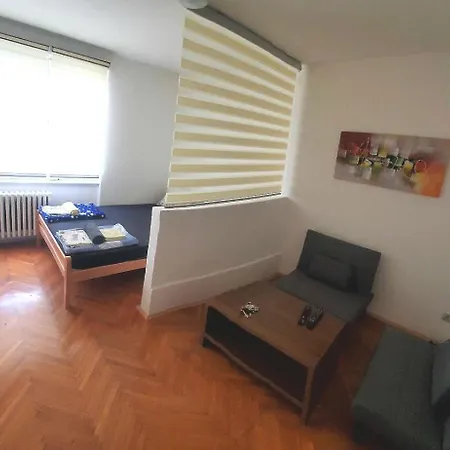 Apartamento Zvezdara
